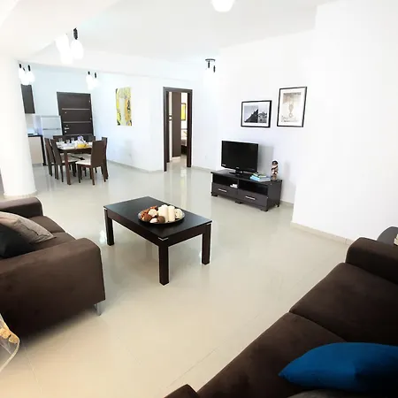 Oracle Exclusive 4* Paphos