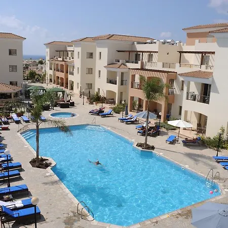 Oracle Exclusive Aparthotel Paphos
