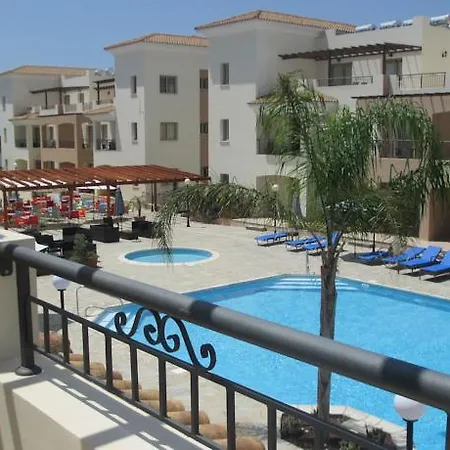 Oracle Exclusive 4* Paphos